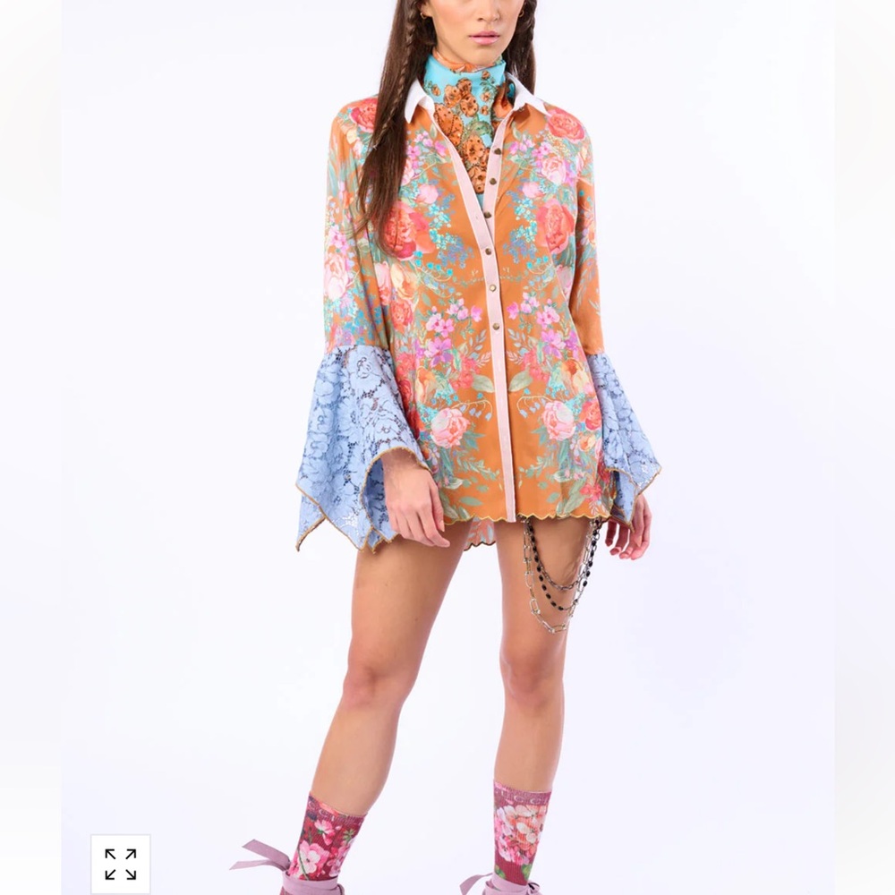 🆕 VALENTINA SHIRT Floral Button-Up Shirt with Bell Sleeves & ribbon